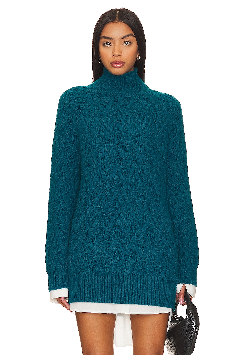 525 Natasha Cable Oversized Pullover Sweater