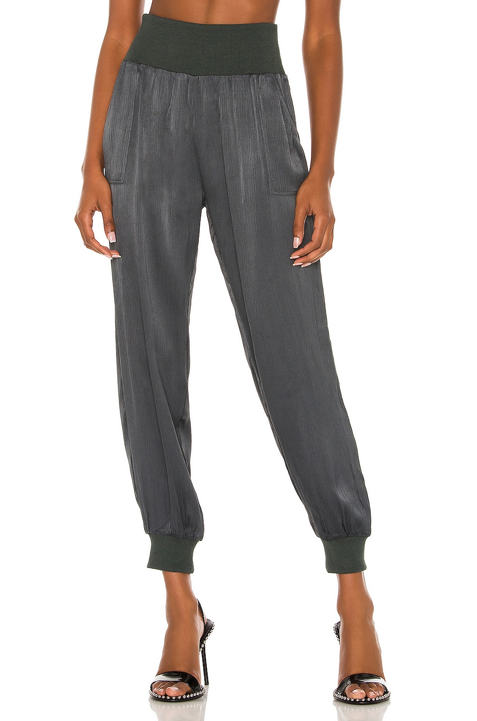 Bobi BLACK Sleek Textured Pant