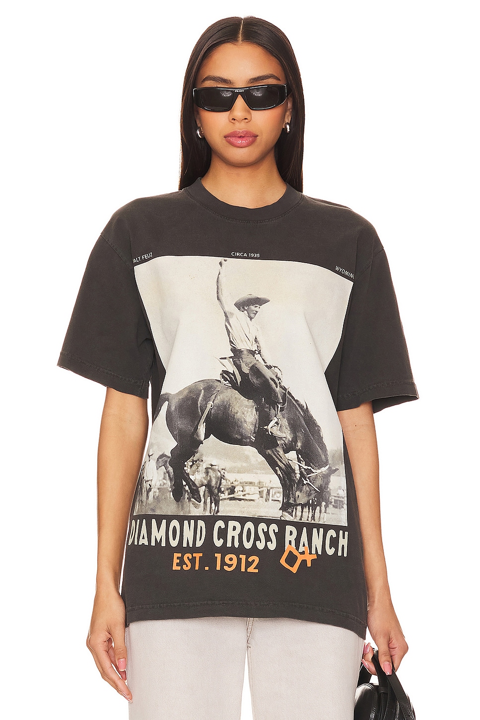 Diamond Cross Ranch Saddle Tee