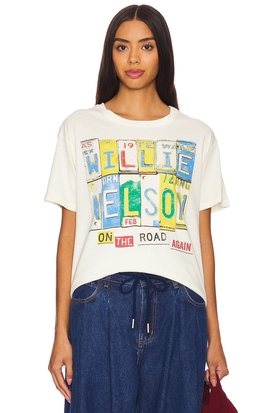 DAYDREAMER Willie Nelson On The Road Again Boyfriend Tee Shirt