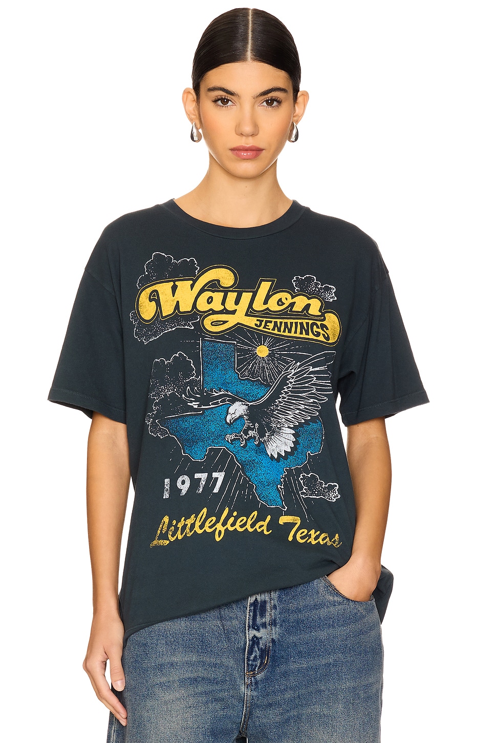 DAYDREAMER Waylon Jennings Littlefield Texas Weekend Tee