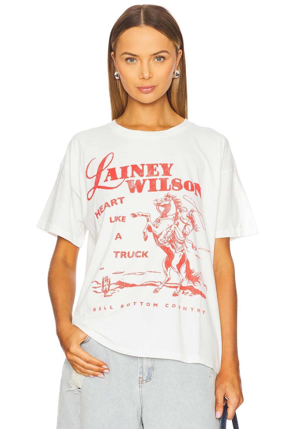 DAYDREAMER Lainey Wilson Bell Bottom Country Merch Tee