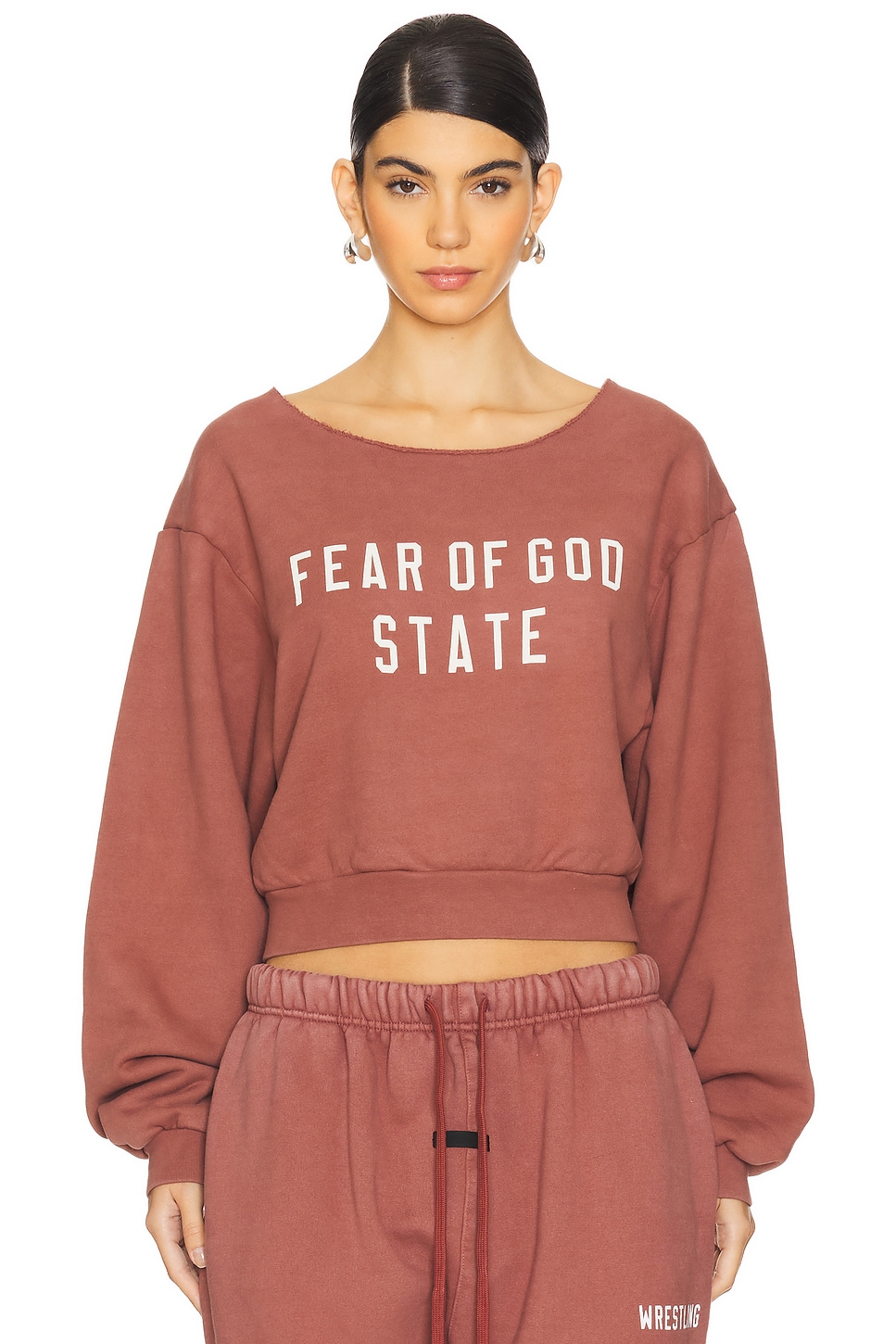 Fear of God ESSENTIALS Cropped Sweatshirt