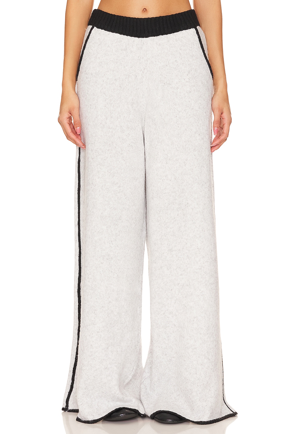 WeWoreWhat Piped Wide Leg Pull On Knit Pant